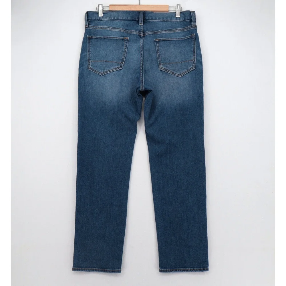 Banana Republic Travel Jean Mens 34x30(28.5) Slim Fit Medium Wash Denim Stretch